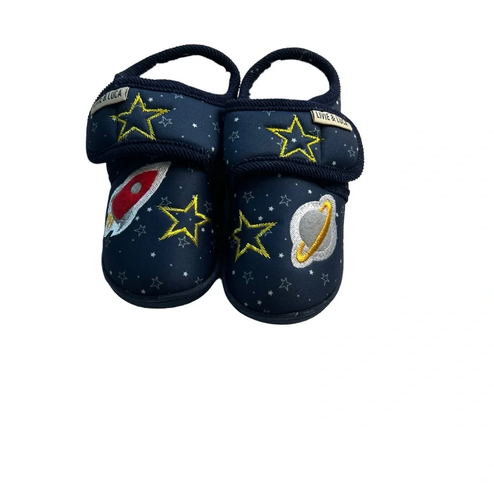 Livie & Luca Size Medium Space Slippers